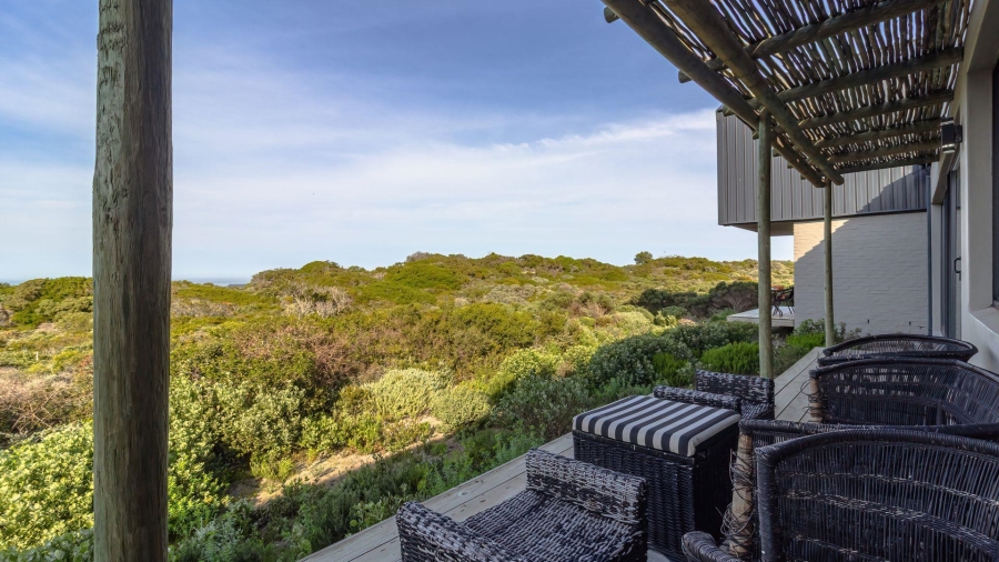 4 Bedroom Property for Sale in Romansbaai Estate Western Cape